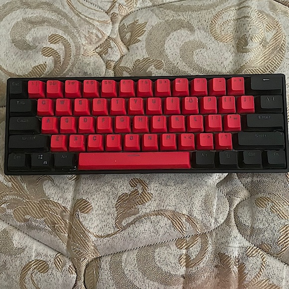 Kraken keyboard(no cable included)